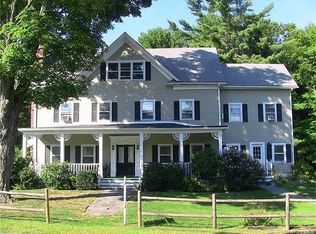 824 Peenpack Trail, Sparrow Bush, NY