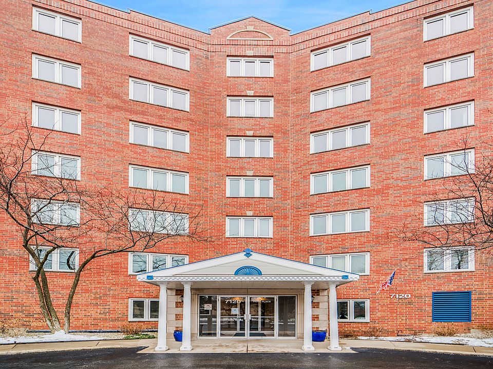 1st image of 7120 N Milwaukee Ave APT 504