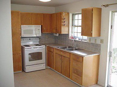 2nd image of 1301 Hastings Dr