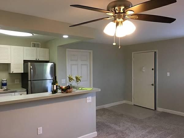 1st image of 4601 Grayview Ct APT 215C