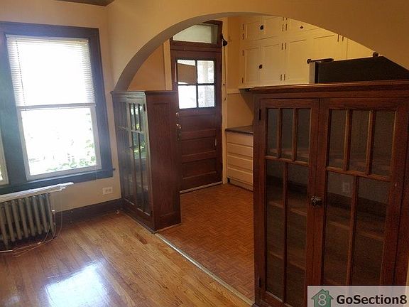 4th image of 4502 W Wellington Ave