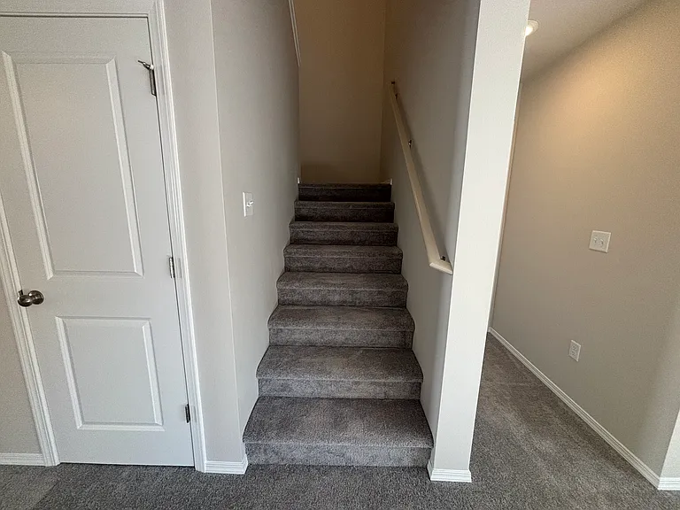 138th Ave E — Photo 17