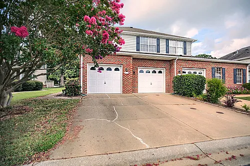 417 Belmont Cir Photo 1
