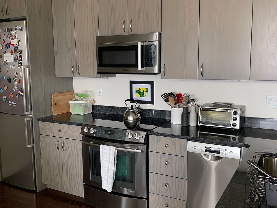 2nd image of 464 Harrison Ave #221