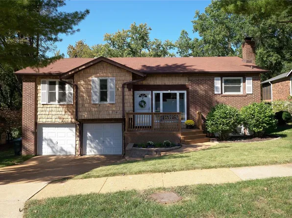 4629 Markton Dr, Saint Louis, MO 63128