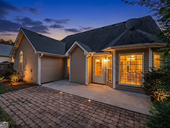 5th image of 23 Grier Ln