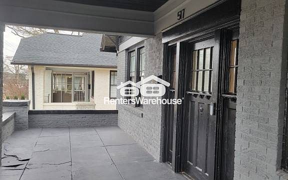 5th image of 517 Wabash Ave NE
