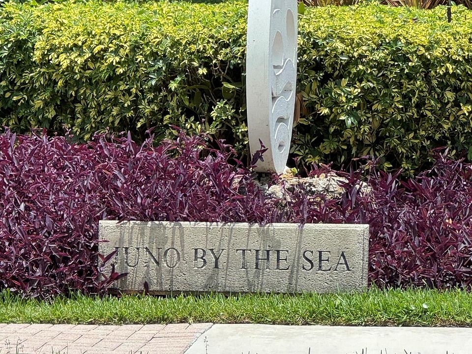 1st image of 630 Ocean Dr APT 506