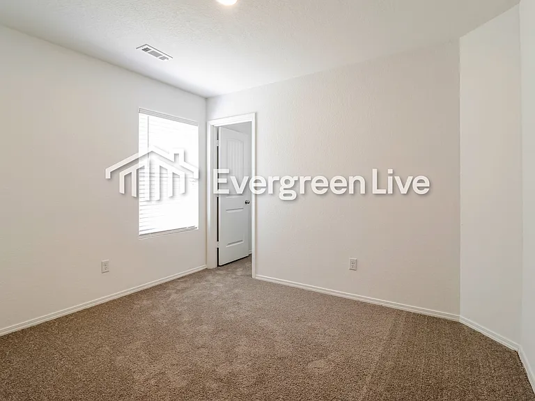 185 Sarah Alyse Ln — Photo 8