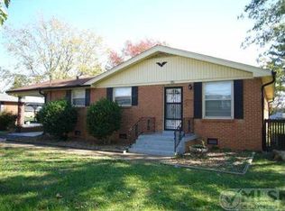 1107 Bel Aire Dr, Lebanon, TN 37087