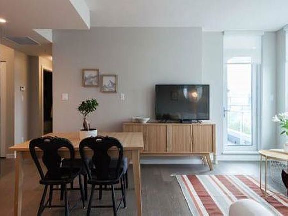2nd image of 2888 Cambie St #621