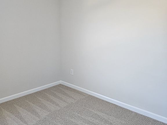 4th image of 137 Simms Way