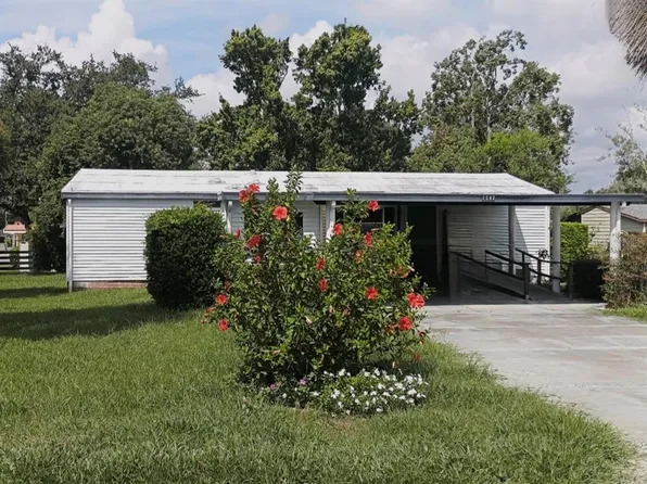 1002 Shay Blvd, Lady Lake, FL 32159