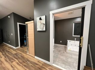 1050 Chadbourne Rd, Standish, ME 04084