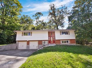 2820 Loris Dr, Dayton, OH