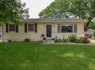 166 Lenora Dr NW, Cedar Rapids, IA 52405