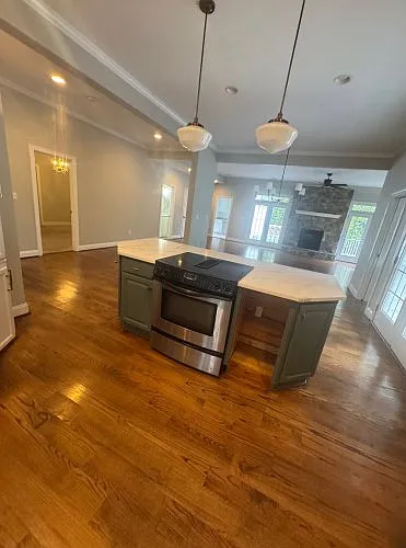3 bed, 3246 sqft, $2,500 — Photo 3