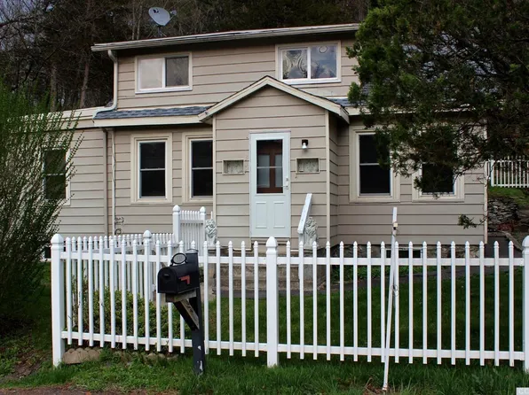 332 Bross St, Cairo, NY 12413