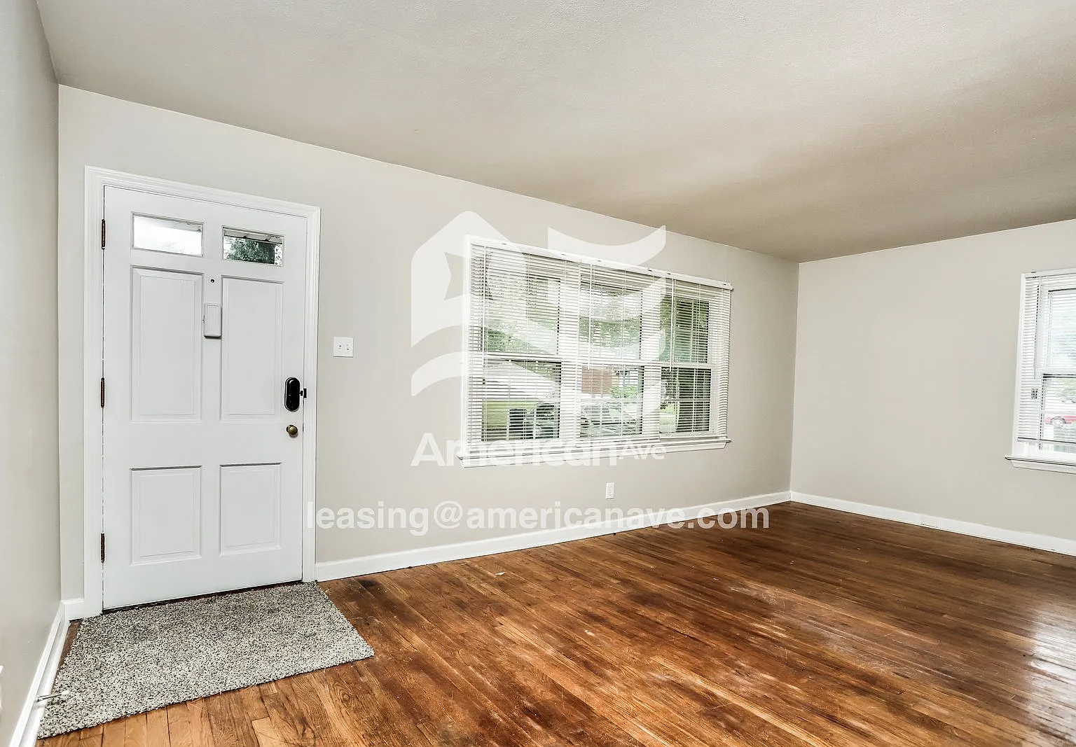 3 bed, 1.0 bath, 1086 sqft, $1,347 — Photo 4