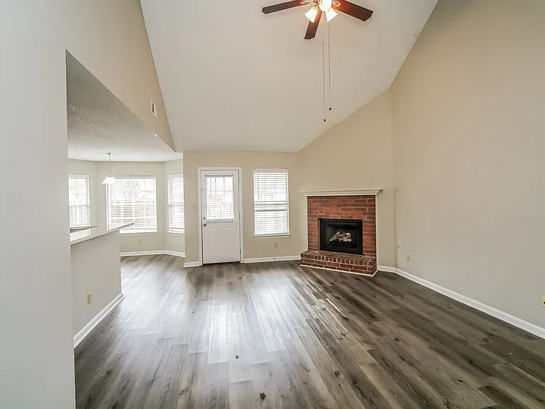 7107 Puddin Ln — Photo 4