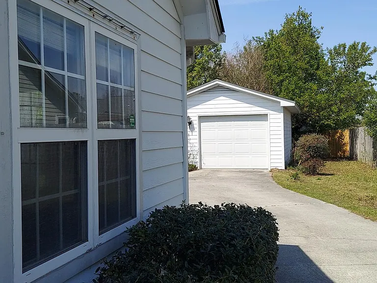 2106 Sapling Ct — Photo 4