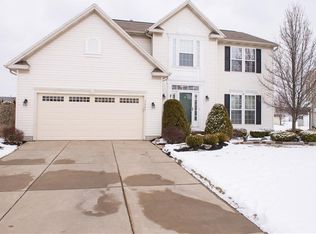 3685 Trails End, North Tonawanda, NY 14120
