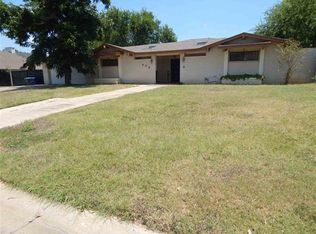 404 Plymouth Ln, Laredo, TX 78041