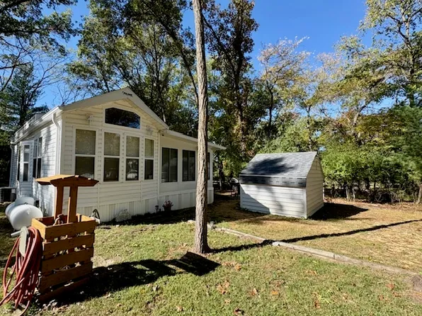 26/140 Woodhaven Dr E, Sublette, IL 61367