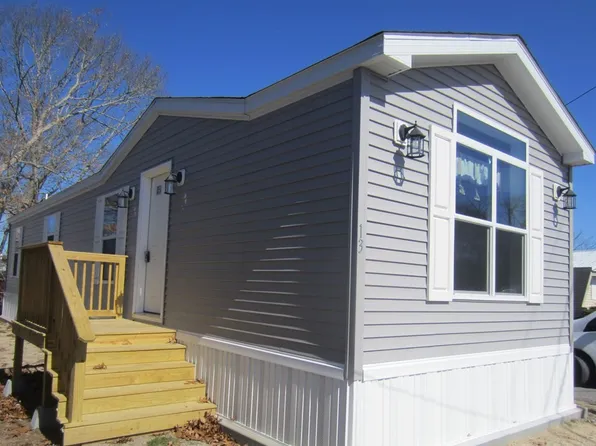 13 Sean Cir, East Wareham, MA 02538