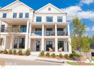 114 Harlow Cir, Roswell, GA 30076