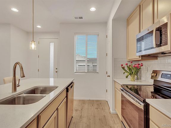 4th image of 23 N Uriah Street