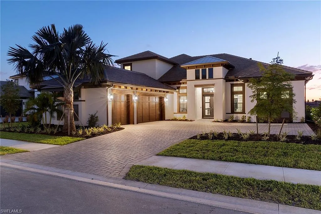 4 bed, 6.0 bath, 4456 sqft, $25,000 — Photo 1