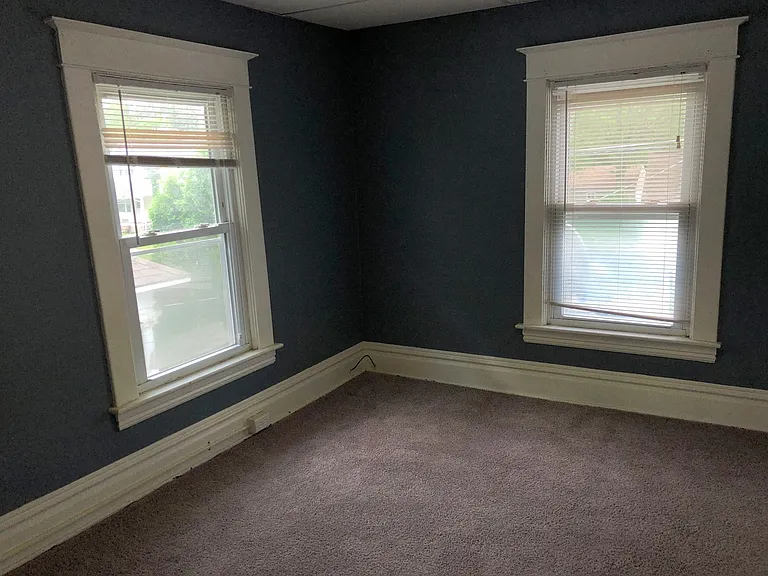 703 Spencer NE — Photo 12