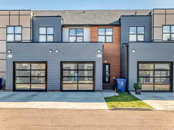 69 Aquitania Cir W #4, Lethbridge, AB T1J 5M5