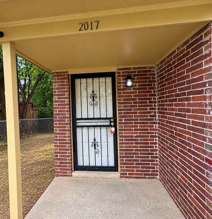 1st image of 2017 Goldbrier Ln