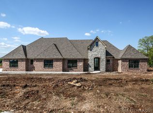 19551 E Slate Dr, Owasso, OK 74014