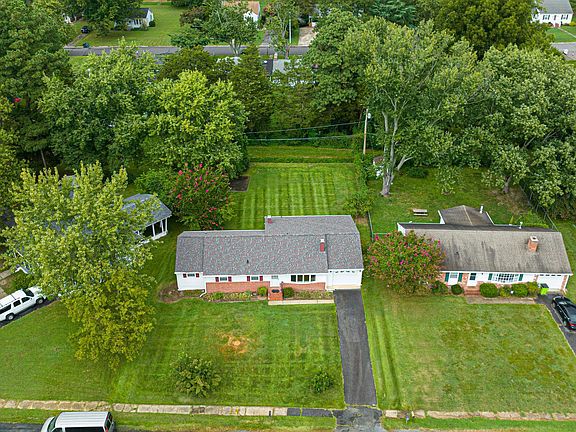 3rd image of 29292 Bartlett Ave