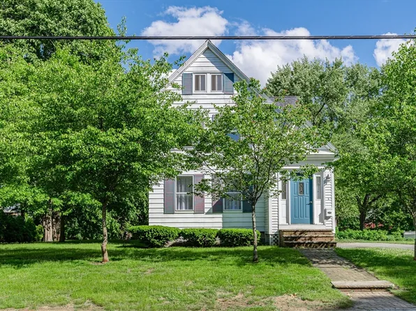 38 Washington St, North Chelmsford, MA 01863