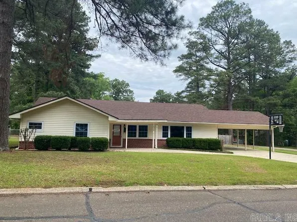 518 E 14th St, Hope, AR 71801