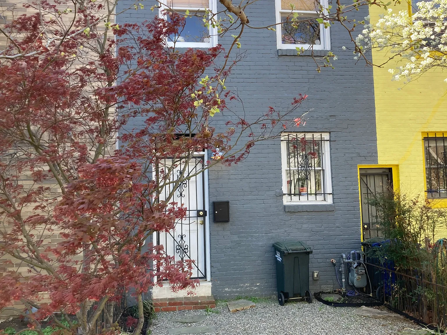 Q St NW, Washington — Photo 2