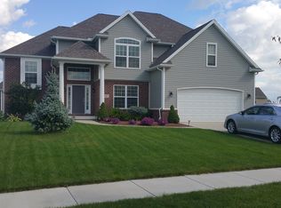 3307 Sterlingwood Ln, Perrysburg, OH 43551