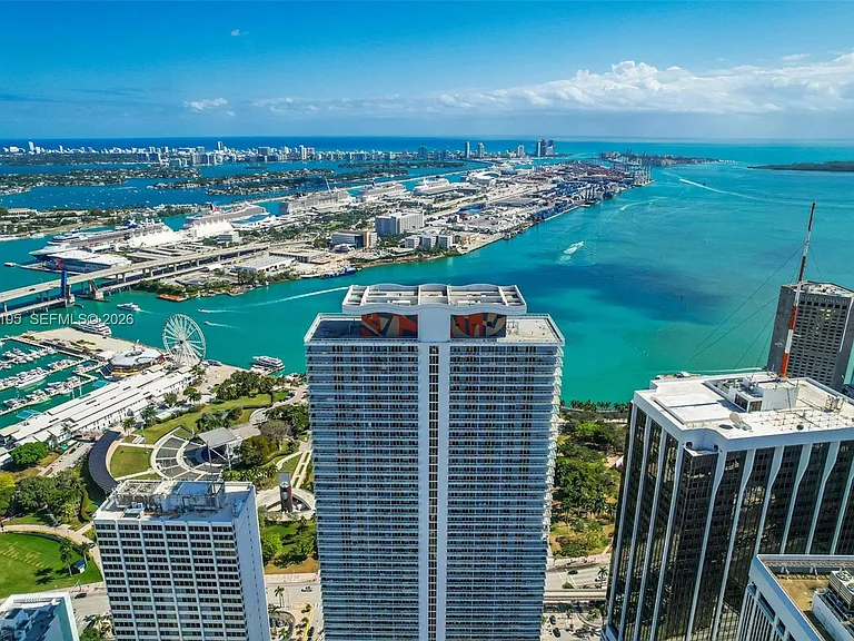 50 Biscayne Blvd #904 — Photo 34
