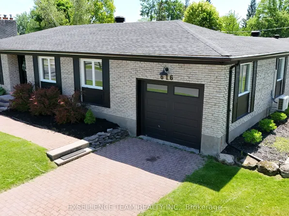 616 Surgenor St, Cornwall, ON K6J 2H4