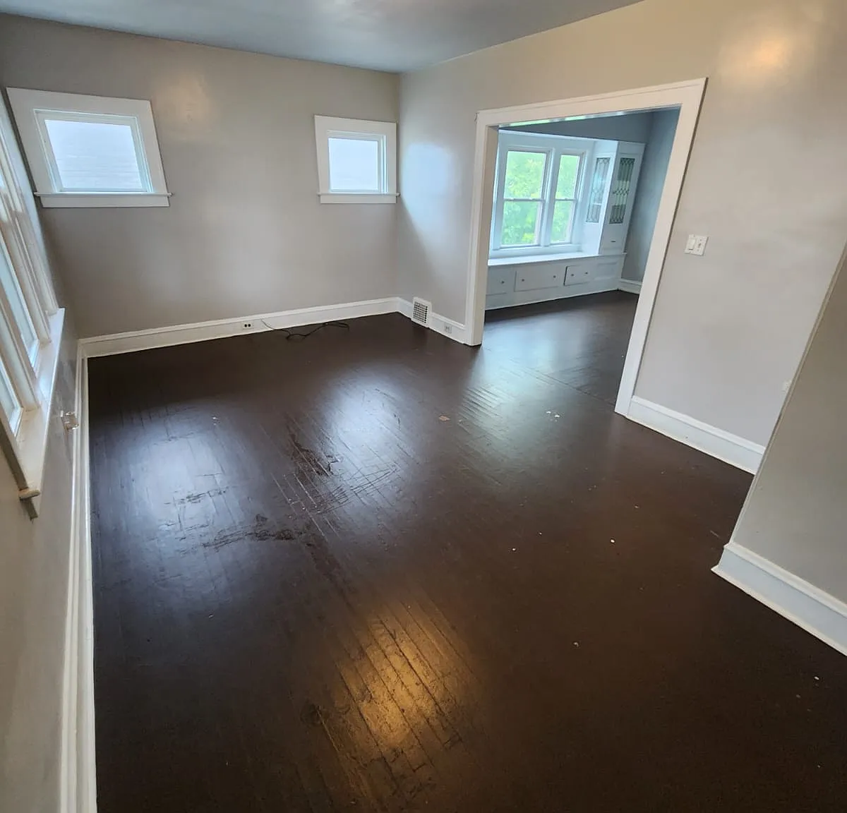 4 bed, 1350 sqft, $1,150 — Photo 2