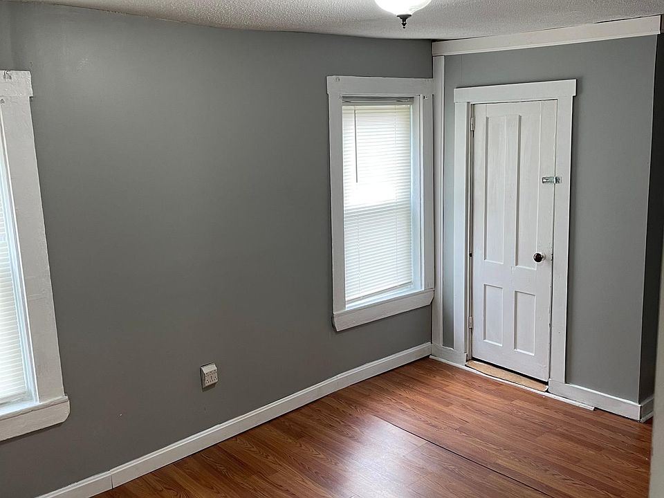1st image of 10 Remington St #1