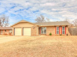 1001 Glenwood Dr, Yukon, OK 73099