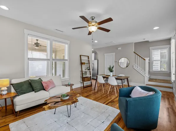 444 Claremont Dr, Chapel Hill, NC 27516