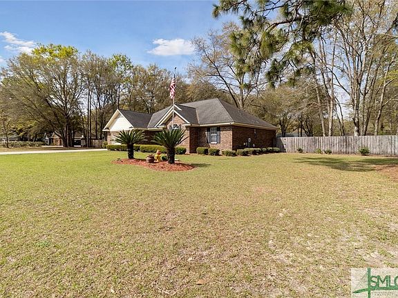 2nd image of 102 Village Drive