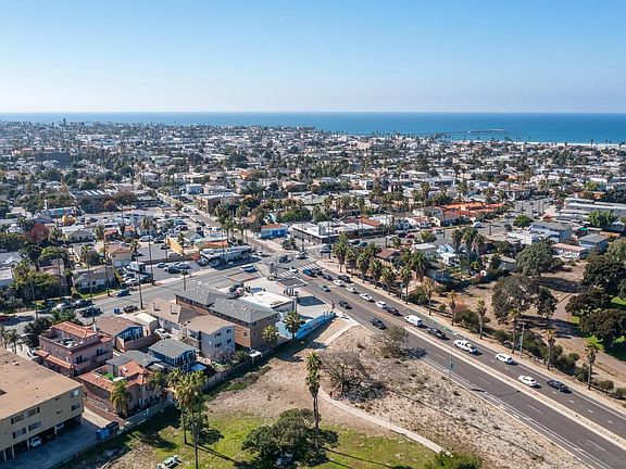 4th image of 4774-4780 W Point Loma Blvd