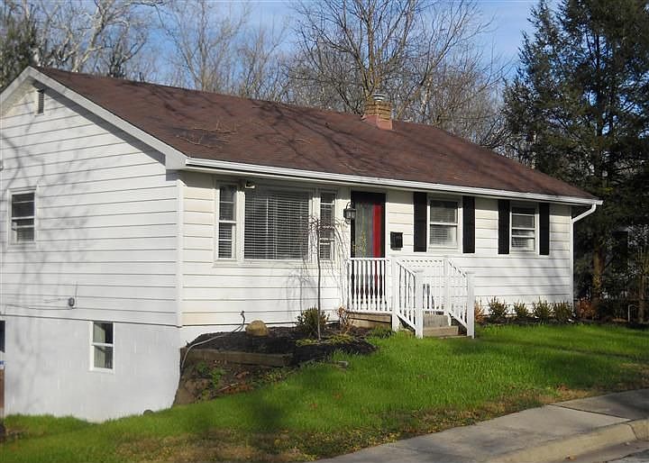 1st image of 140 Sharon Springs Dr